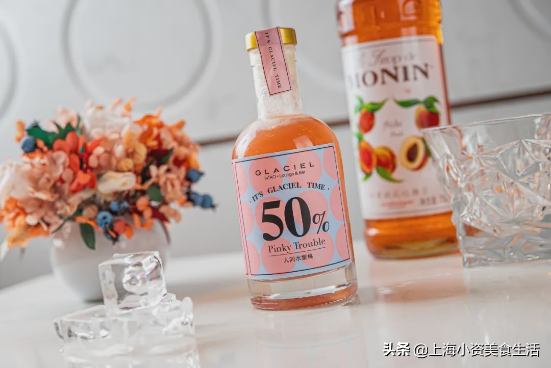 夏天的微醺感觉从一杯美酒开始,关于夏天的一切美好都藏在风景里