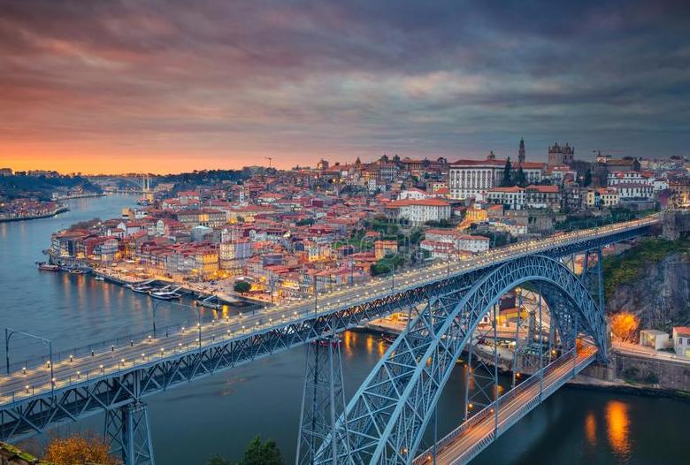 游四方走八荒,游四方全部视频