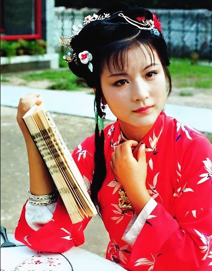 湘云说什么被宝玉说为混账话,湘云与宝玉见面