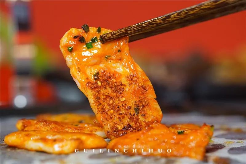 被安利了3年的长沙网红烤肉店，这回在桂林终于吃上了