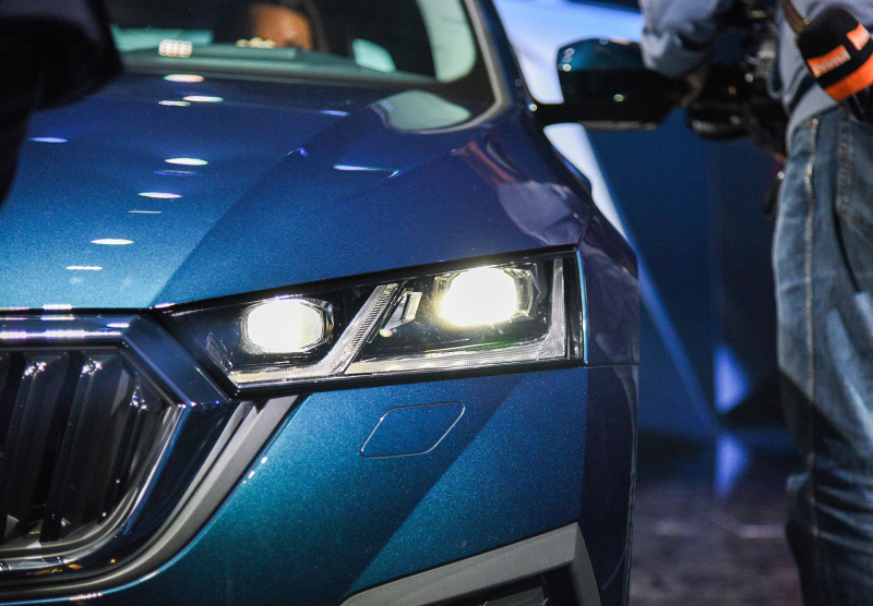 斯柯达明锐金色2019尾标带字母,斯柯达全新明锐19款