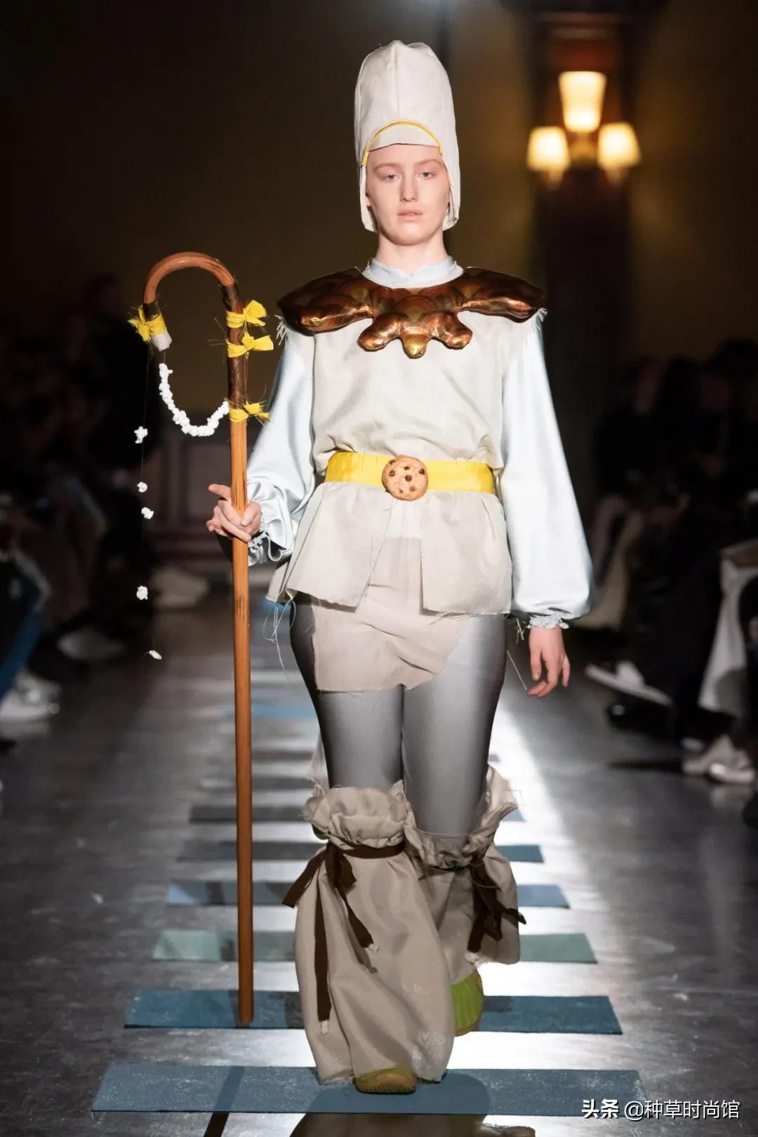 对不起是我不配什么梗,对不起是我不配伴奏