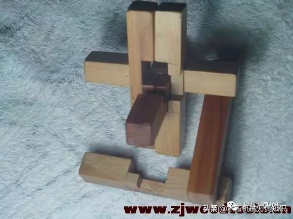 鲁班锁六柱印教程,鲁班锁四根怎么拼