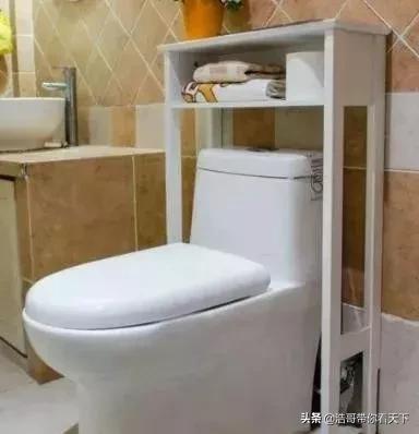 马桶上方空间怎么利用,卫生间马桶上边储物间