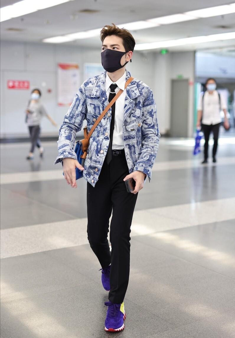 男士穿衣搭配杂志萧敬腾,萧敬腾日常穿搭男