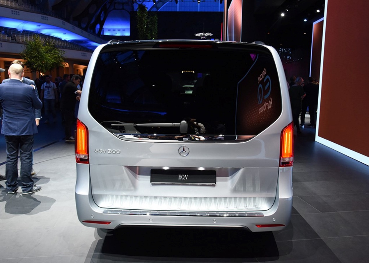 奔驰mpv有电动的吗,奔驰mpv纯电动汽车