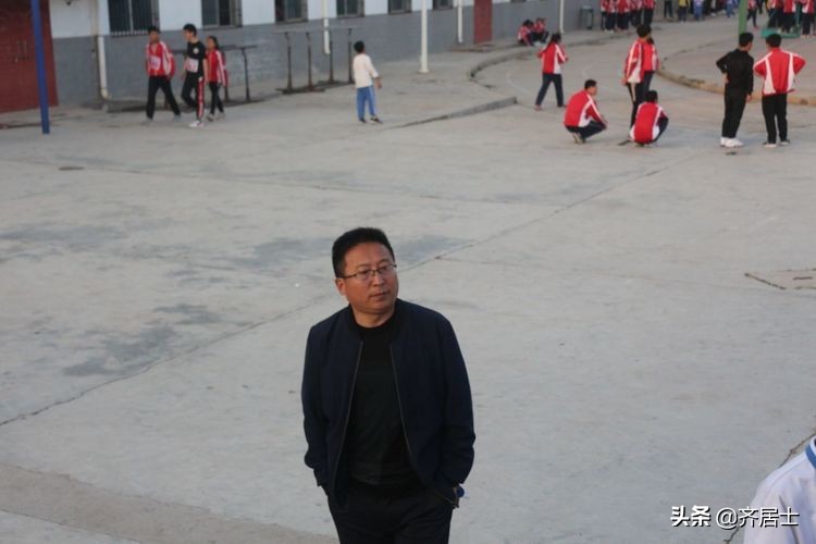 杩愬姩鍋ュ効鏄捐韩鎵嬫椂浠i獎瀛愮珵椋庢祦,杩愬姩鍋ュ効璧涘嚭椋庨噰璧涘嚭鎷兼悘