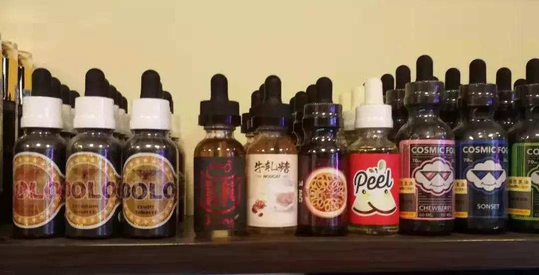 *子烟电**实体店揭秘:关门潮背后捅出一个假货天堂