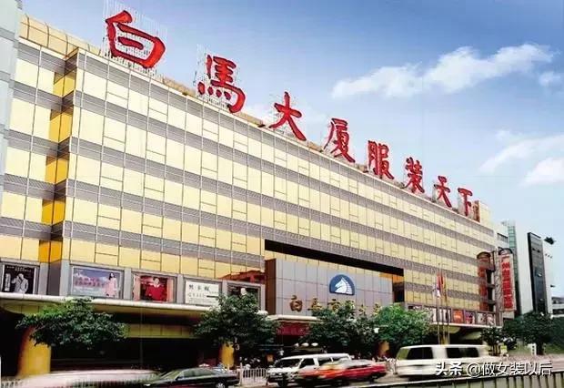 开服装店一年12个月该怎样进货,服装店老板都是怎么进货的