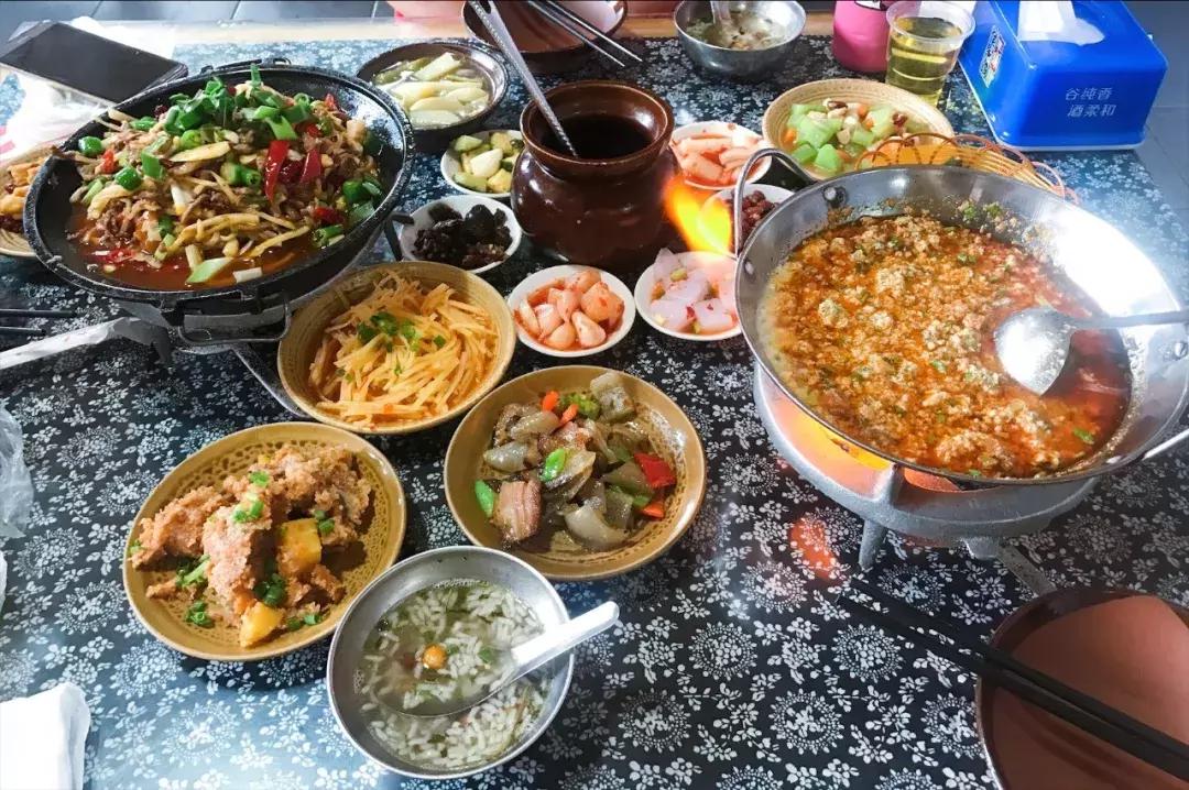 2020年八月特价机票成都,特价机票80元去成都