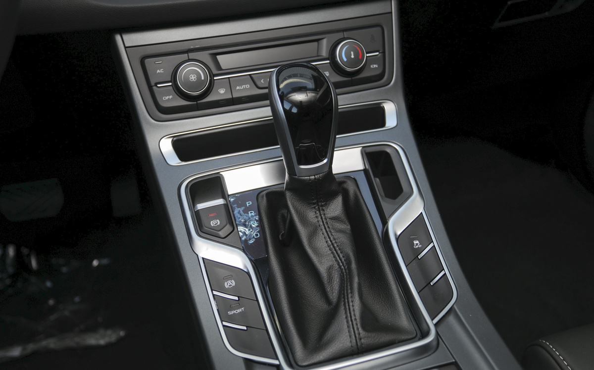 吉利帝豪新能源出租车evpro,吉利全新出租车