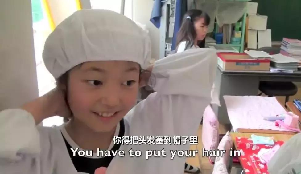 日本小学10元钱的午餐,日本学生午餐10元一个