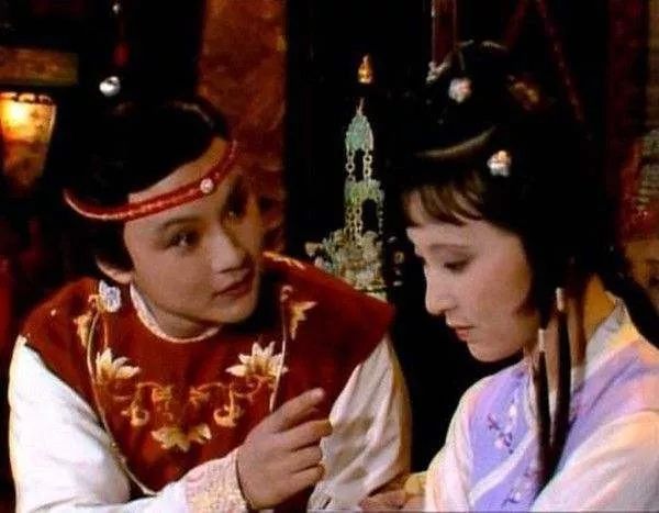 蒋勋说红楼梦林黛玉焚稿断痴情,蒋勋林黛玉薛宝钗