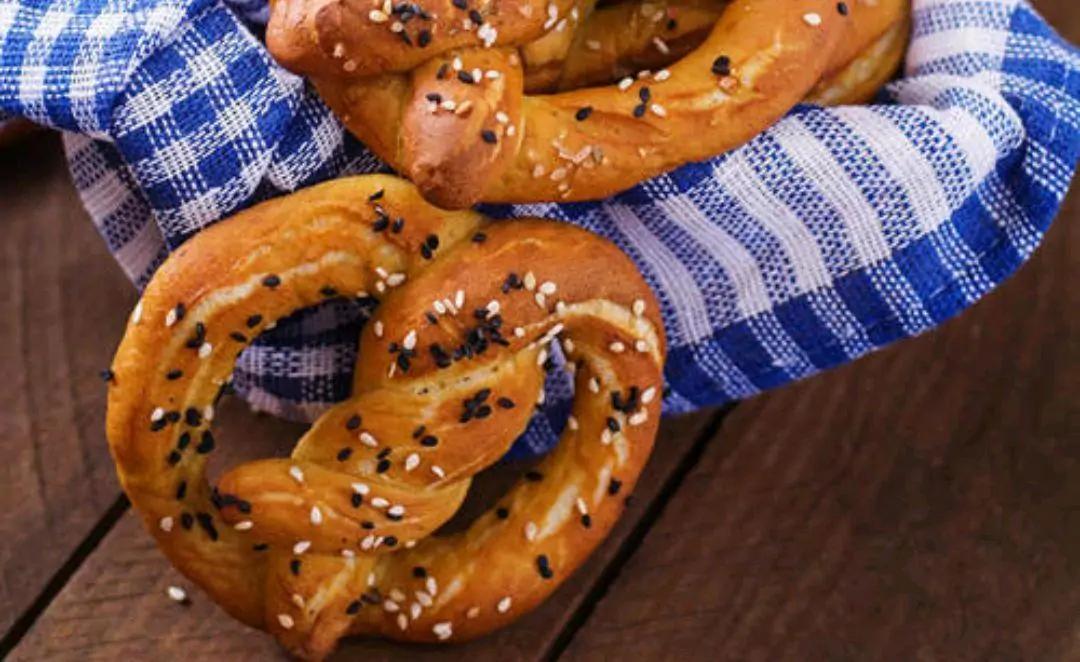 德国人喝酒下酒菜,德国下酒菜是什么