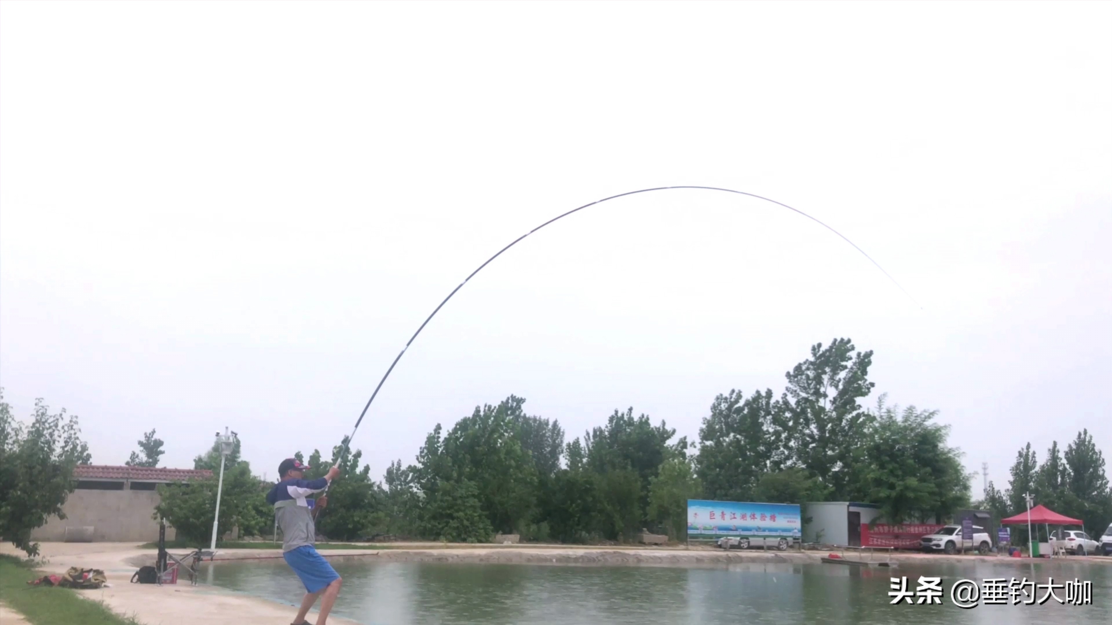 户外钓鱼50斤,一味max7.2大物竿野钓实战