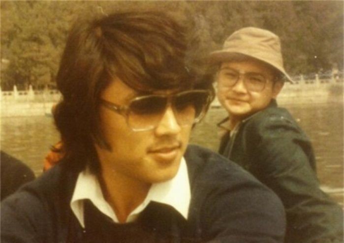 欧阳奋强的婚姻生活,18岁遇见初恋25岁与初恋步入婚姻