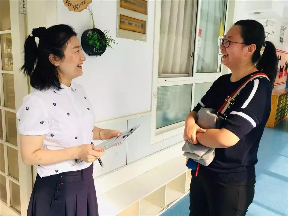 孩子初上幼儿园憋尿、尿床？幼儿园最常遇到的4个难题，这样处理