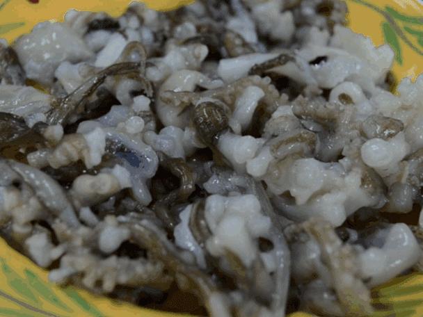 草莓饺子黑暗料理,乌冬面和彩虹饺子