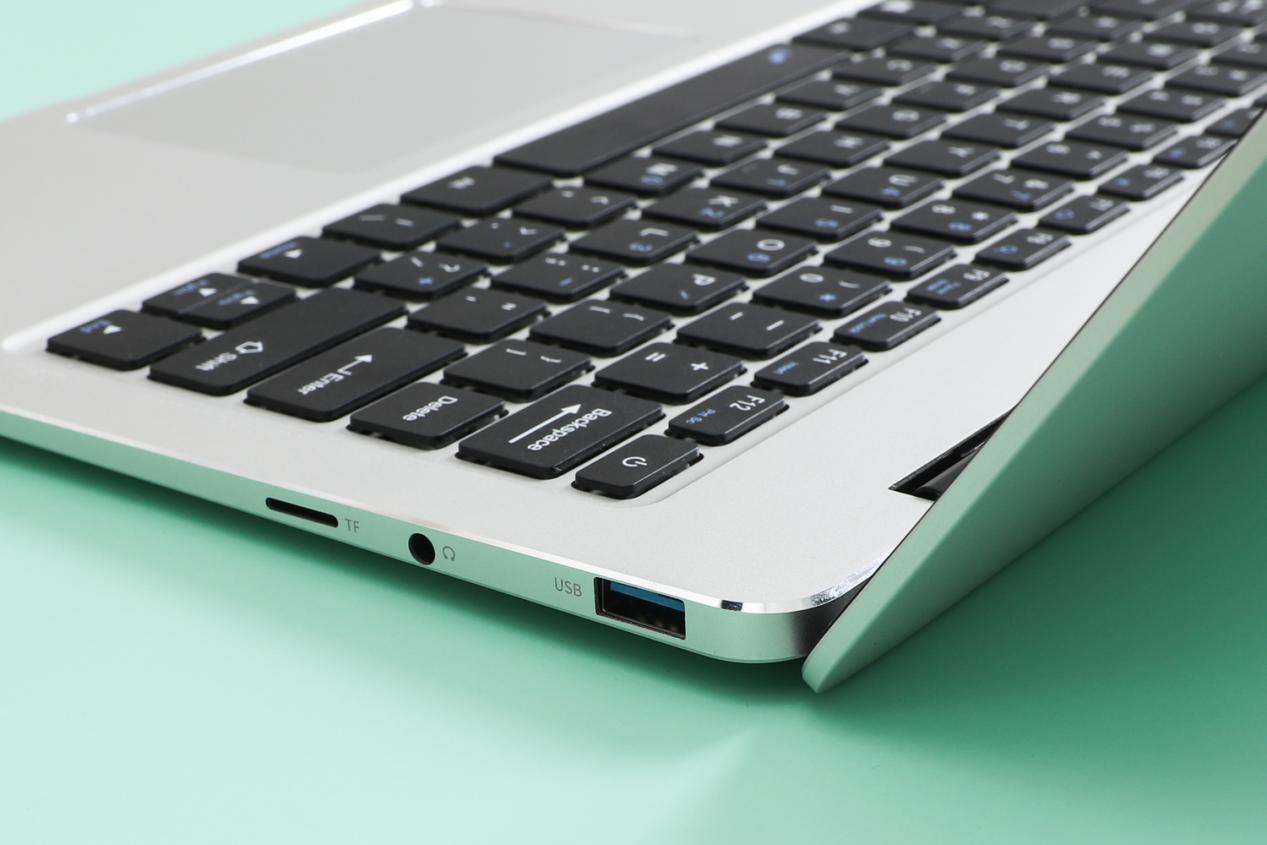 网课不翻车!把手里的iPad砸了吧,千元级3K分辨率笔记本不香?