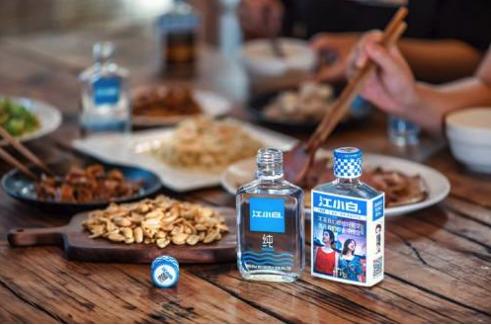 一年能卖8亿瓶的白酒,一年销售2亿元白酒