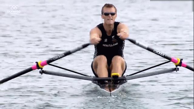 摇桨划船机,简易划船机和水阻划船机区别大吗