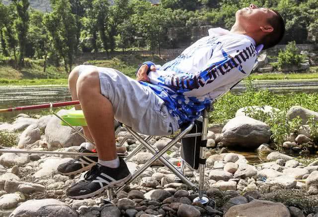 新手用钓箱好还是钓椅好,钓箱和钓椅该如何选择