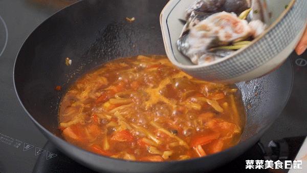 一年卖出70亿！摆摊有它必火，香到城管都要来一碗