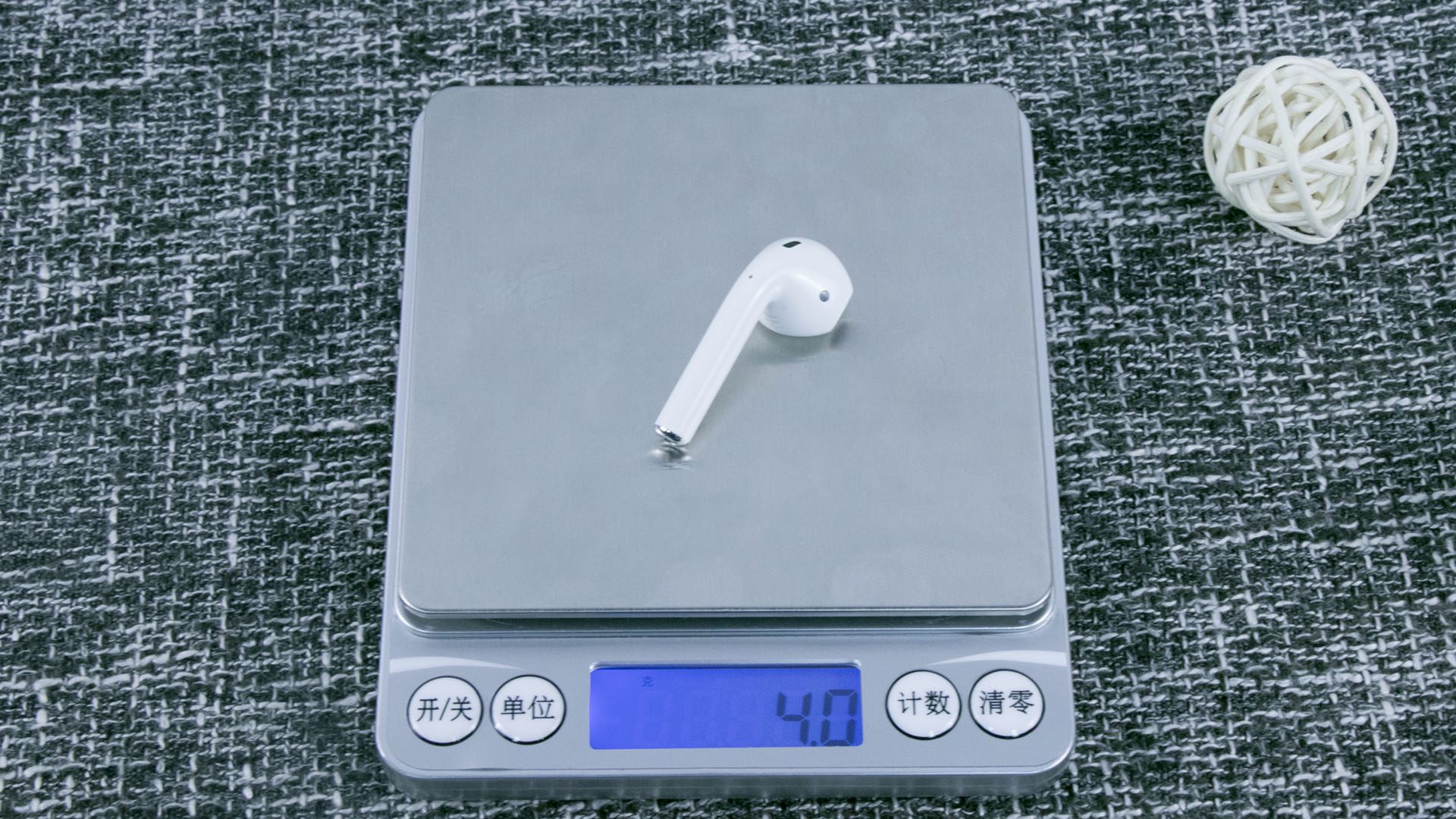 无敌是多么寂寞！AirPods2但求一败而不可得