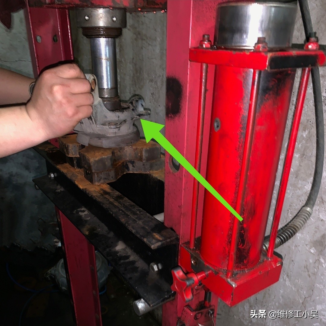 狮跑变速箱异响,狮跑变速箱异响解决方法