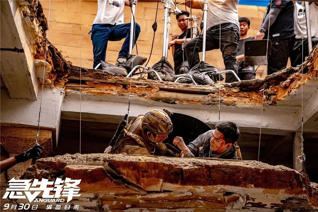 杨洋成龙急先锋跳舞,急先锋成龙杨洋母其弥雅