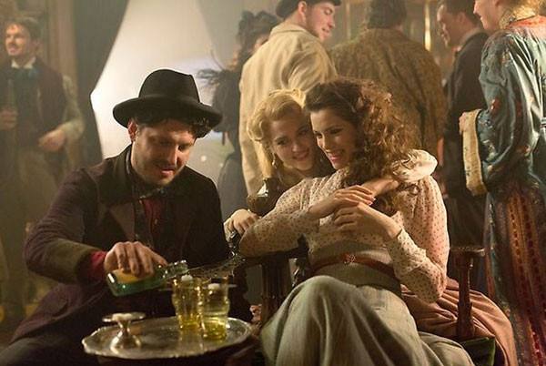 这部9.3分经典美剧刷一百遍都不腻,9.5分这部神剧不该被埋没