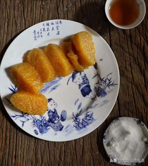 潮州栀粽粿的教程,潮州市凤凰黄栀子粽包法