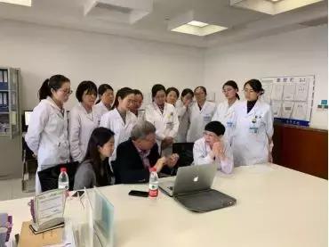 交流共进携手同行,交流分享共商良策