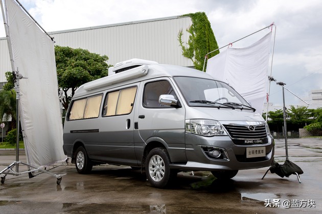 房车自驾游豪华房车,金龙金威房车