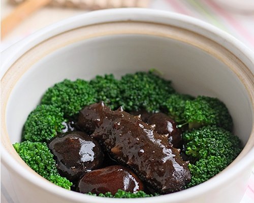 葱烧海参家常做法简单好吃,葱烧海参简单的做法