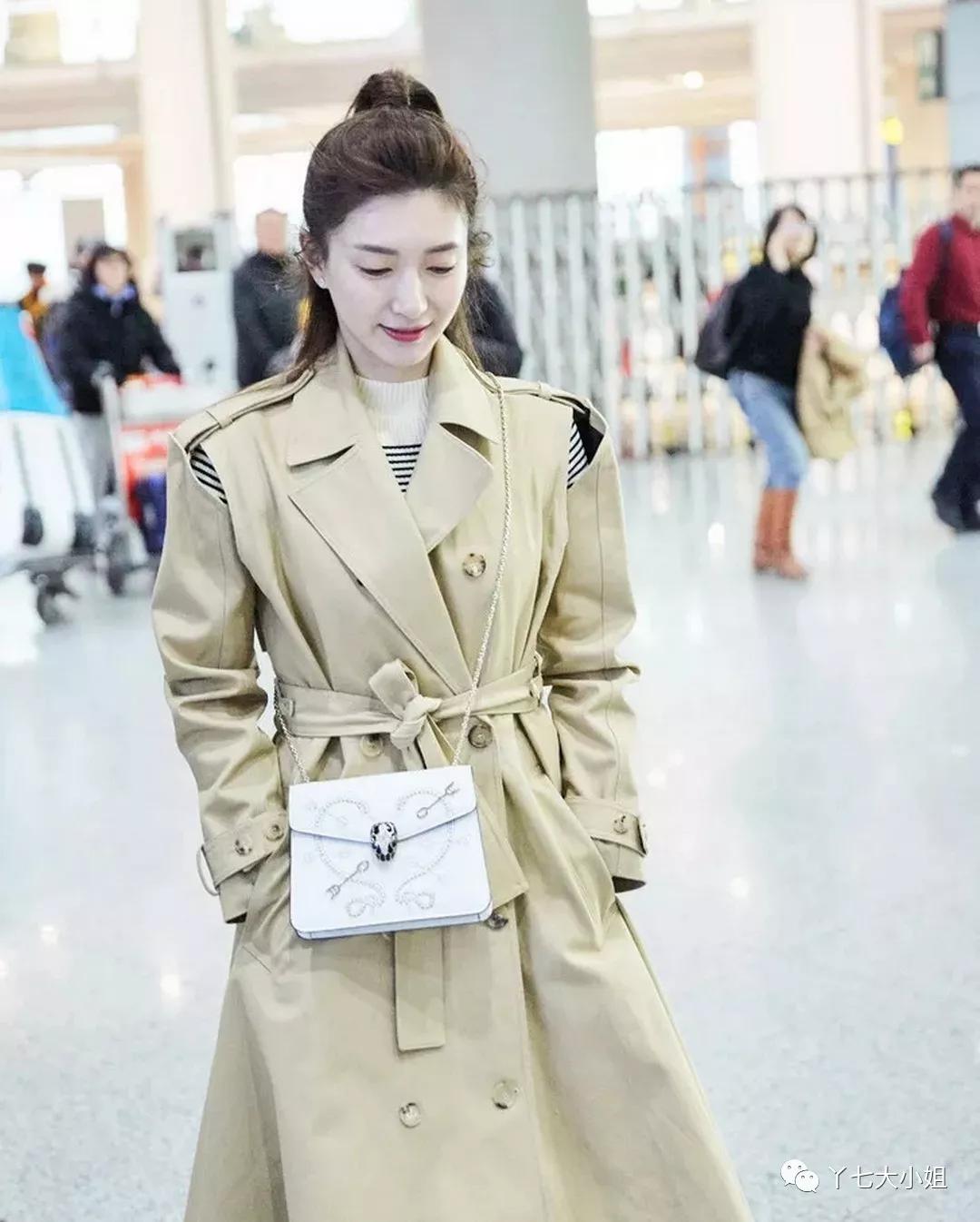 秋冬一定要穿出时髦贵气感,今年秋冬最时髦的颜色搭配
