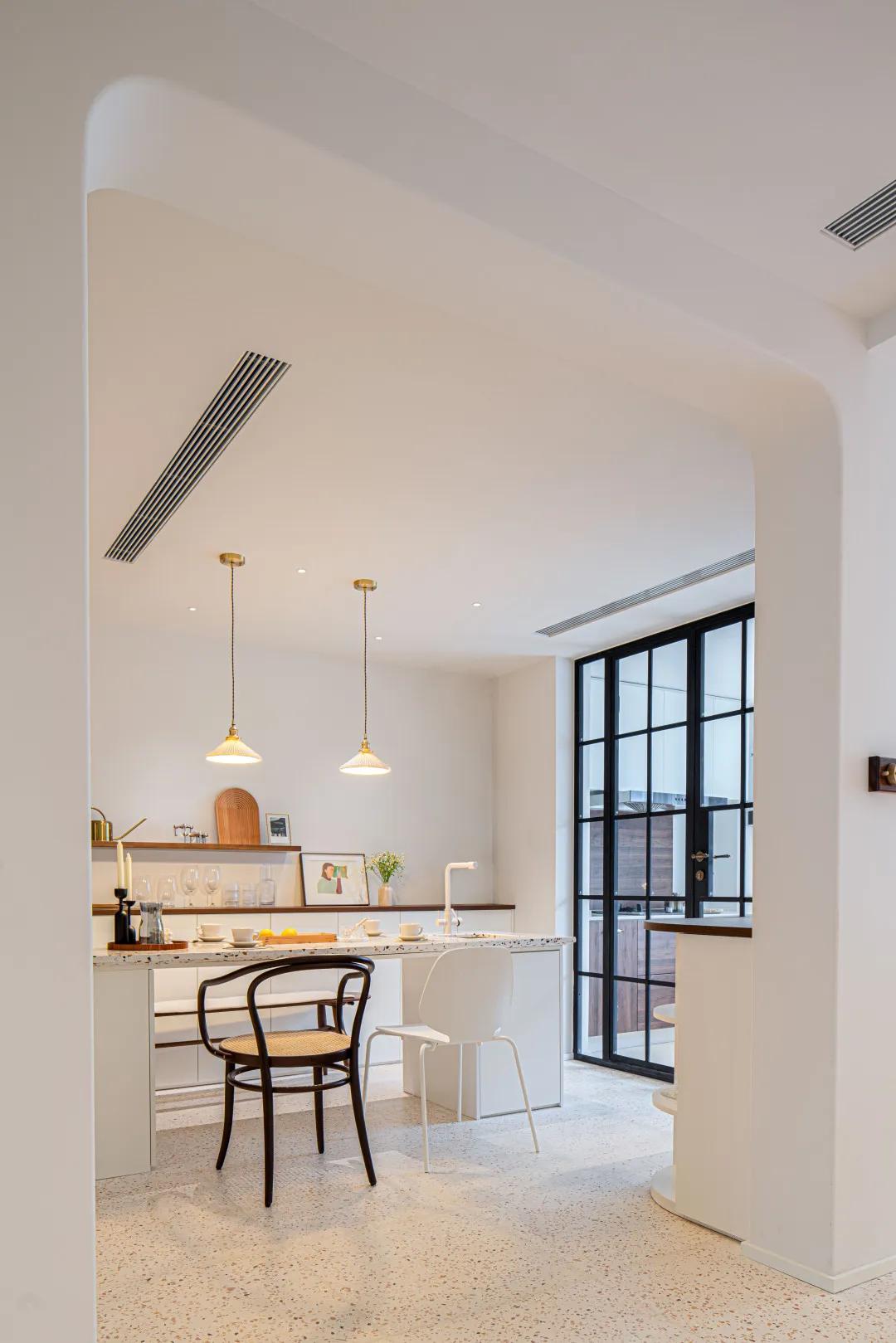 西安母女的111㎡三室暗房,拱形门、水磨石,超强储物力