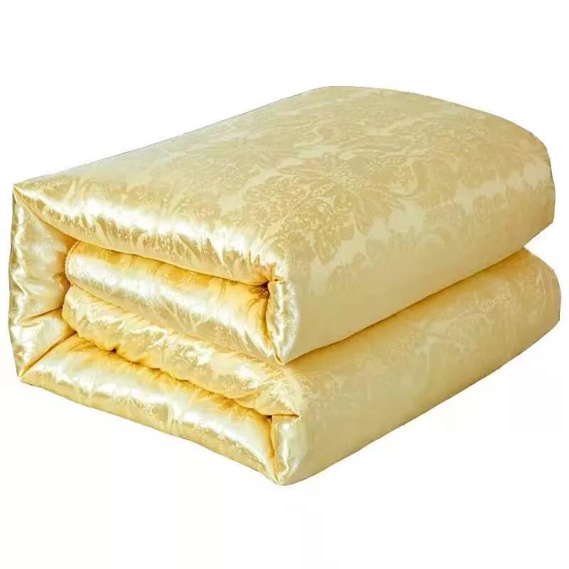 蚕丝被脏了怎么洗视频,蚕丝被脏了怎么样干洗