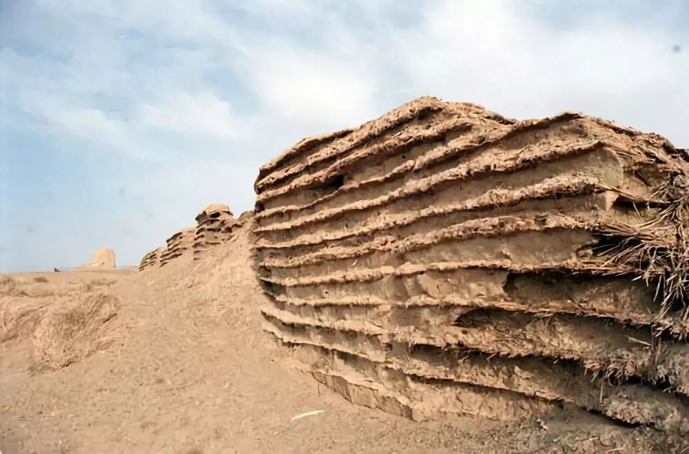 罗布泊无人区死亡之海以前的样子,新疆罗布泊死亡之海可以怎么去