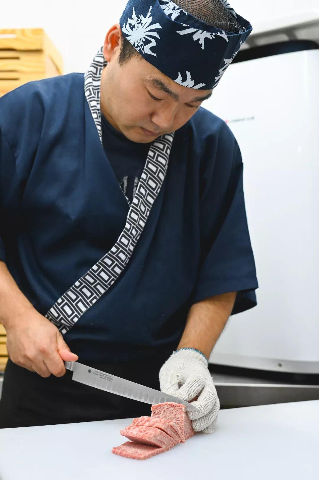 日本最贵和牛店,日本最厚的牛排店铺