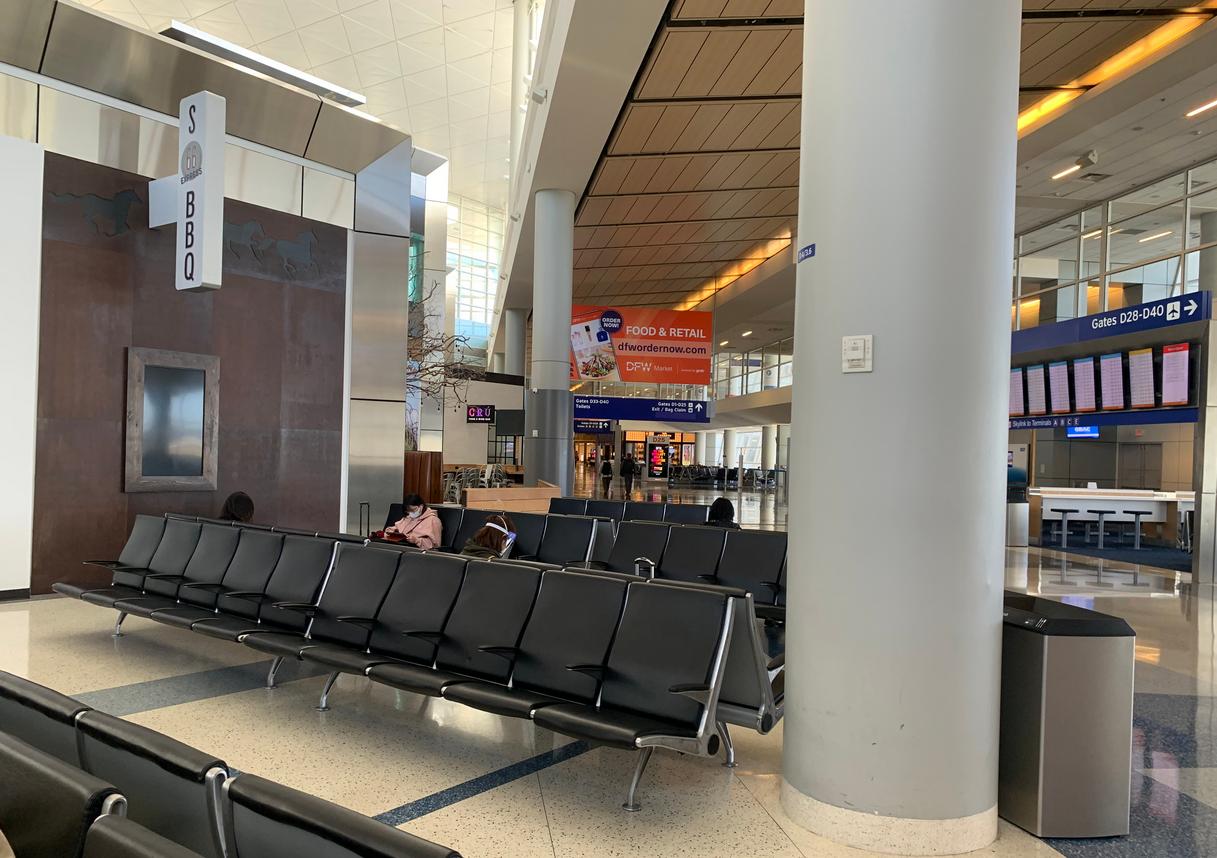 美国三年签证能回国吗,美国中途回国签证条件