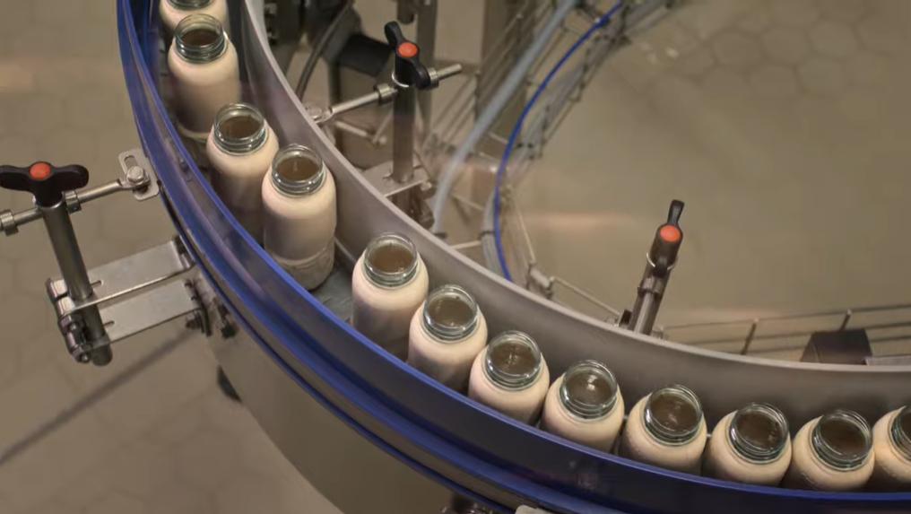 可口可乐弧形瓶诞生100周年,可口可乐瓶子130年的变化