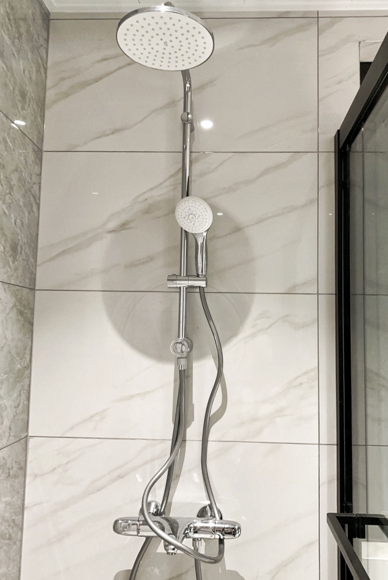 什么样的花洒最好用又实惠,花洒买什么样的最经济实惠又好用