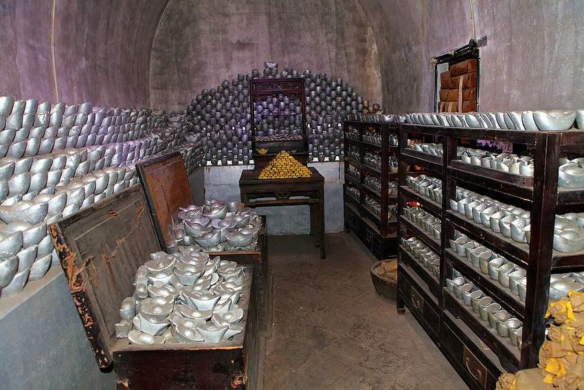 汇丰银行：扳倒胡雪岩，构陷孟晚舟，卸磨杀驴的戏码能演多久