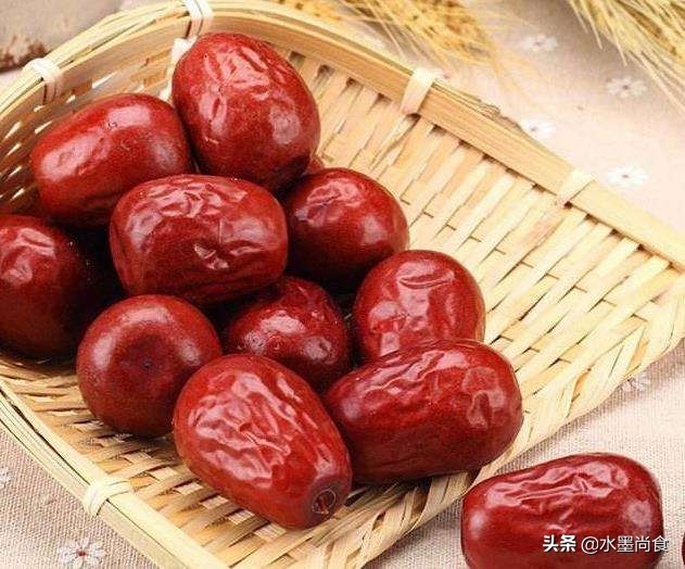 买红枣时,挑越大越好吗?会选的只看5点,遇到这2种白送也不要