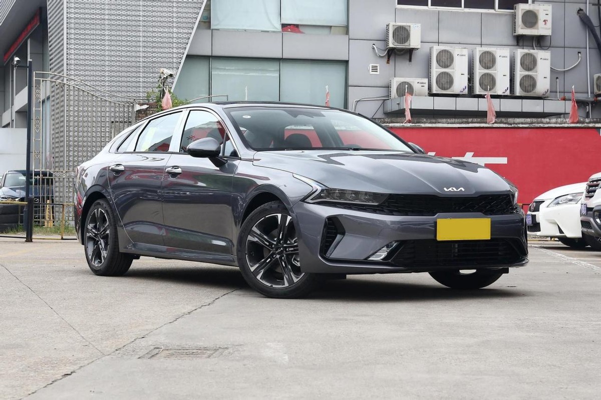 起亚k5如今还值得买吗,为什么起亚k5降价这么多