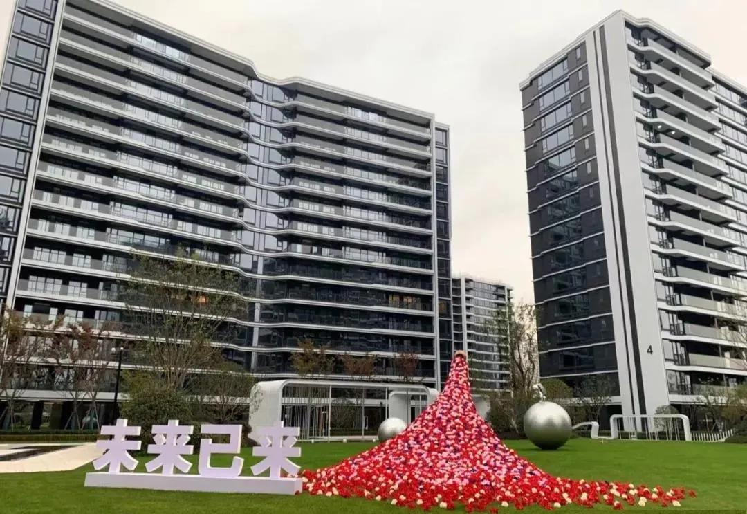 奥体三兄弟哪个最好,奥体三兄弟杭州