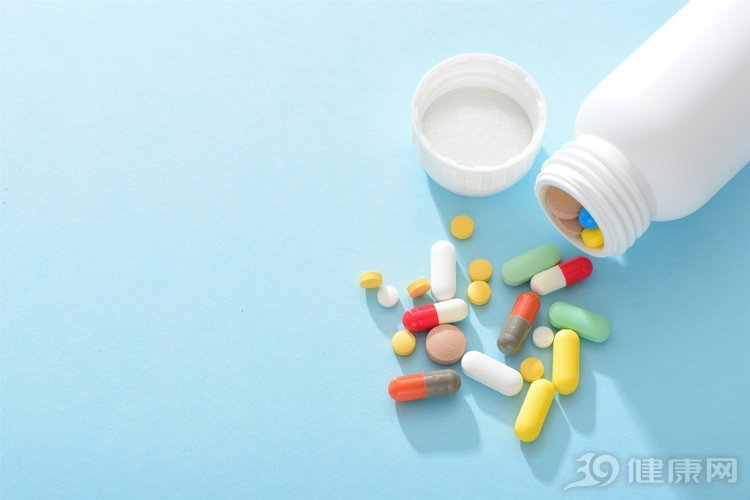 非布司他对治痛风效果好，但你知道怎么用吗？用药前请留意3件事