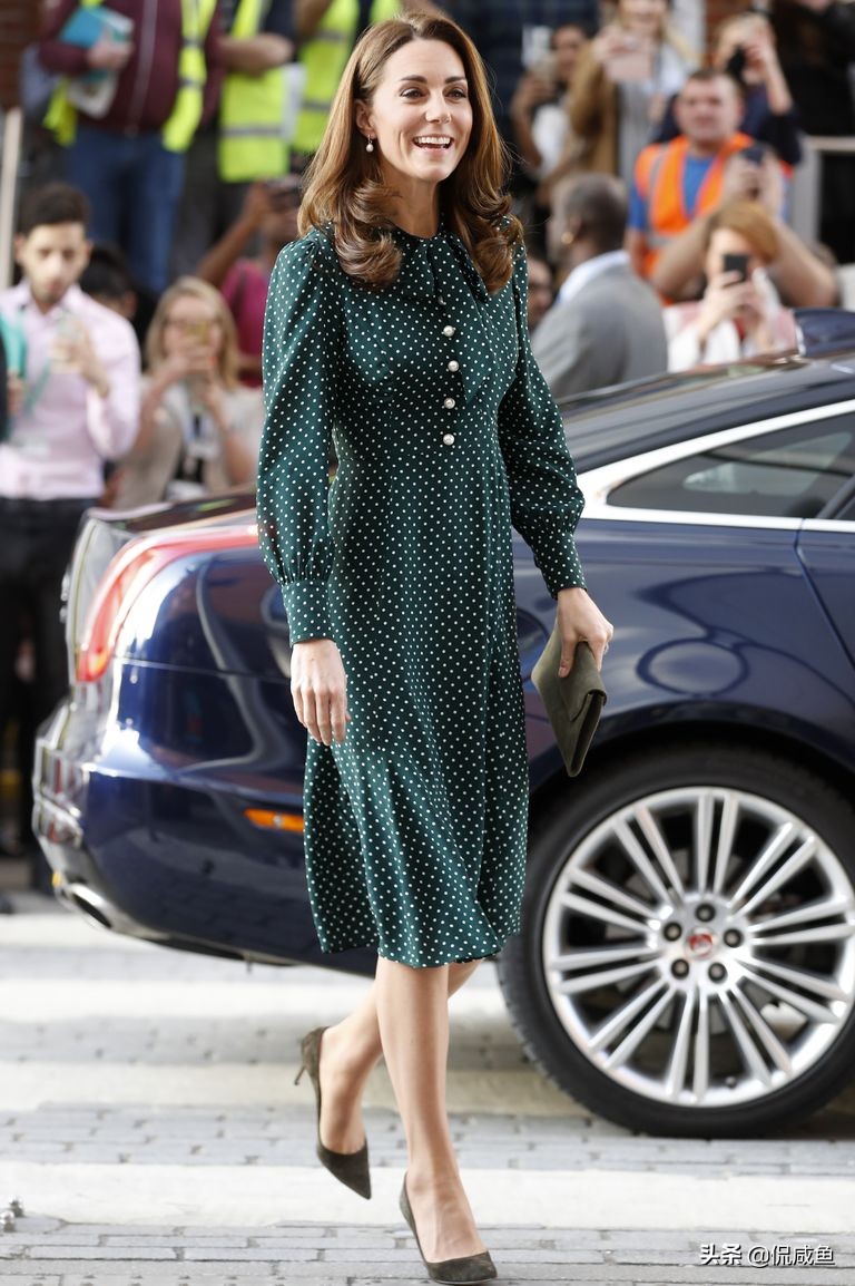 凯特王妃是如何让自己变的有修养,40岁的凯特王妃美到惊艳