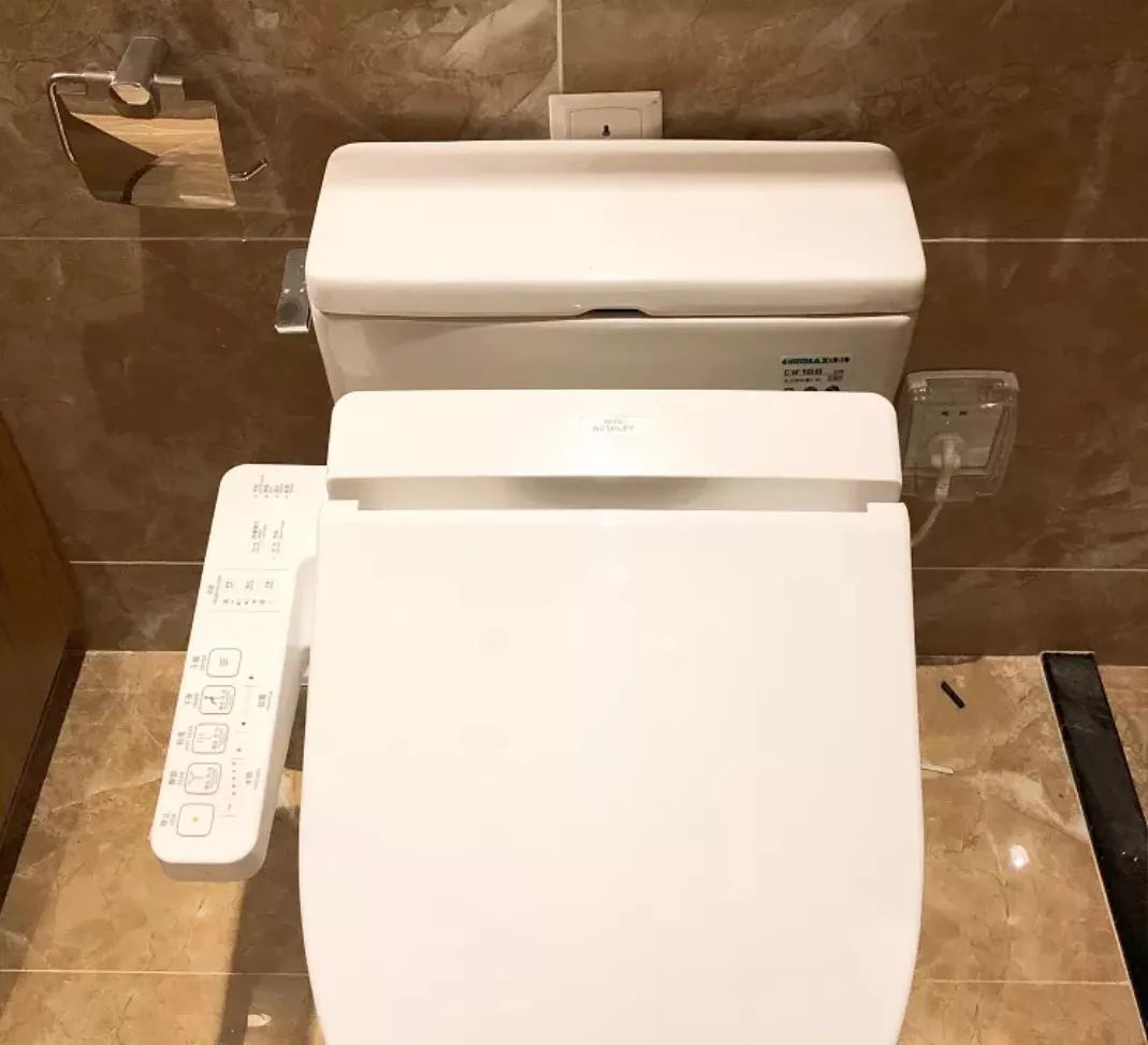 灵感来自马桶,厕所十大匪夷所思的设计